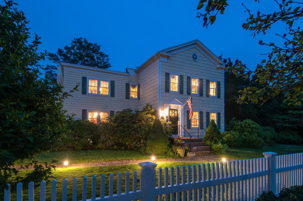 A Butlers Manor Bed & Breakfast Southampton Bagian luar foto