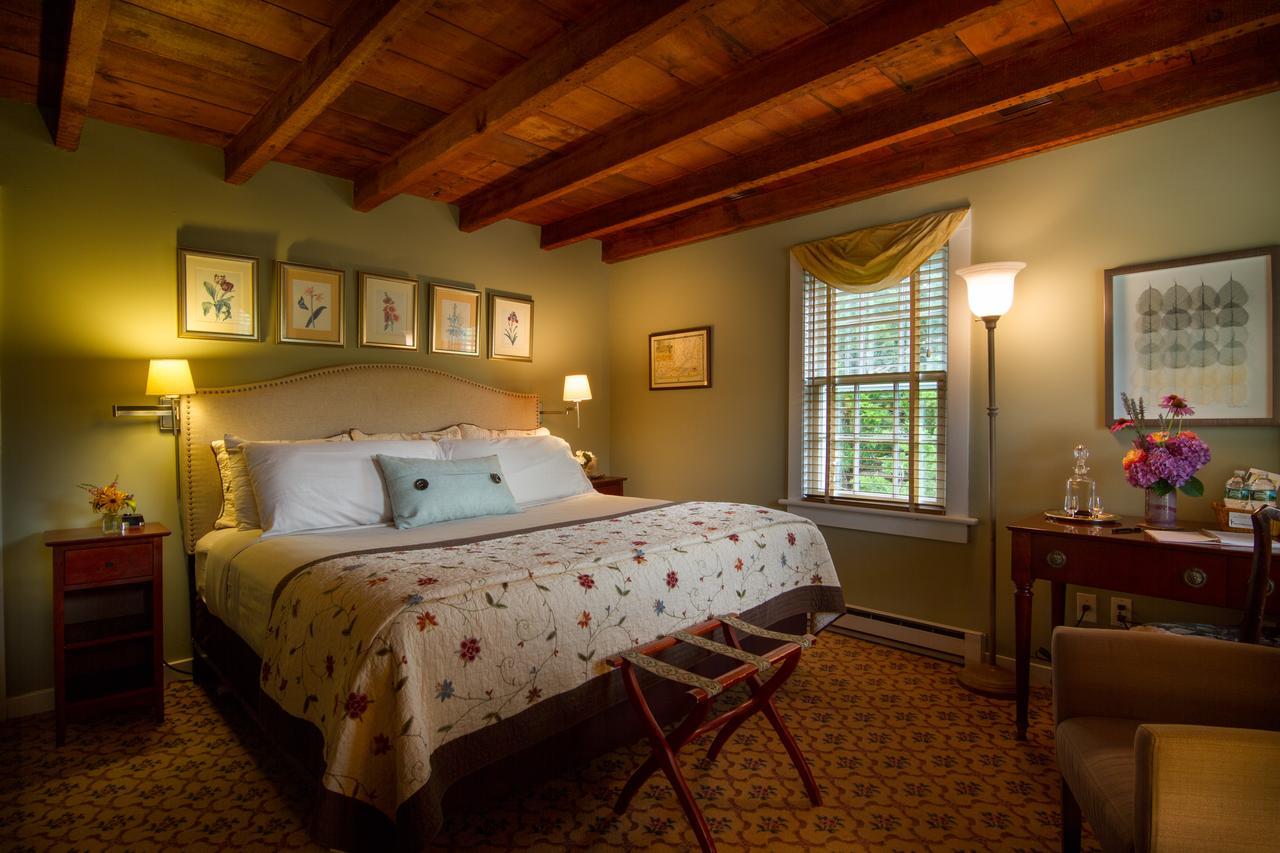 A Butlers Manor Bed & Breakfast Southampton Bagian luar foto