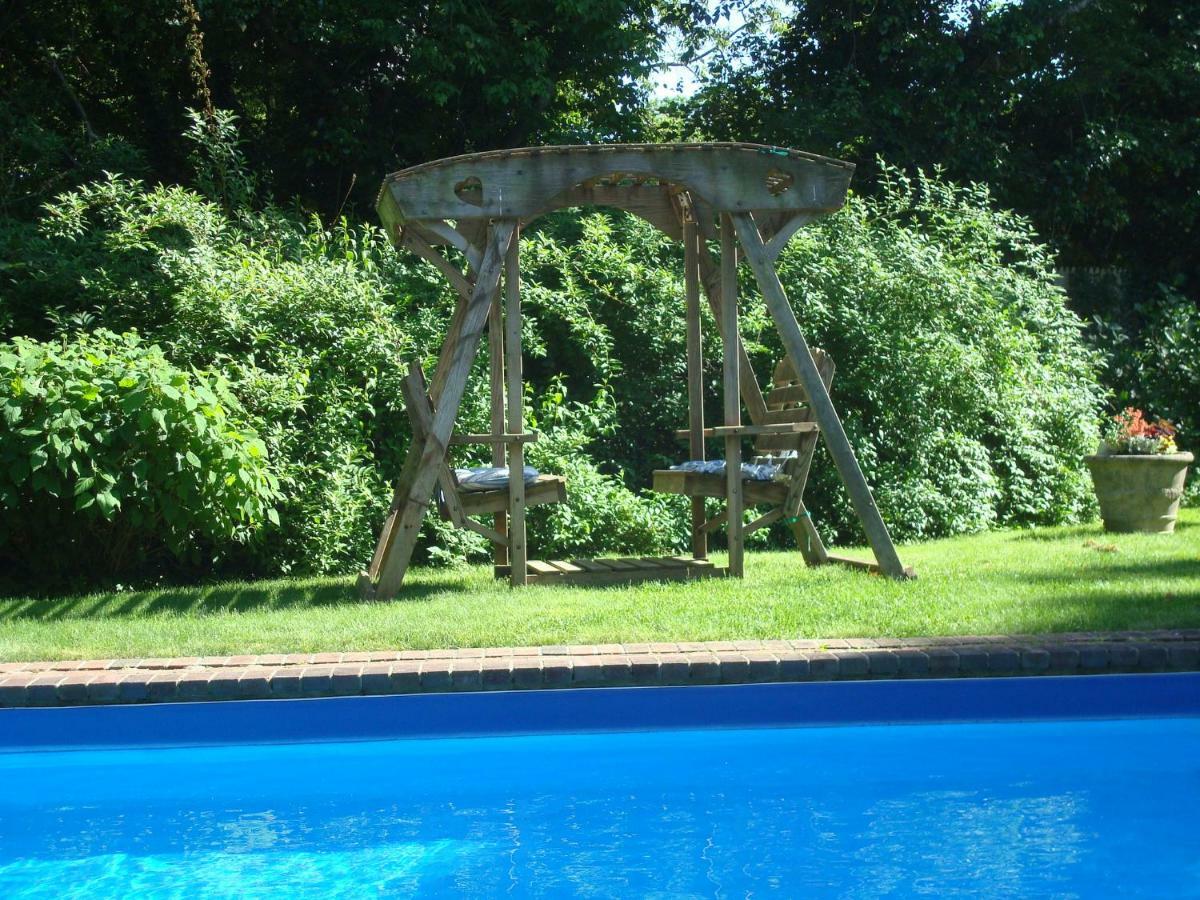 A Butlers Manor Bed & Breakfast Southampton Bagian luar foto
